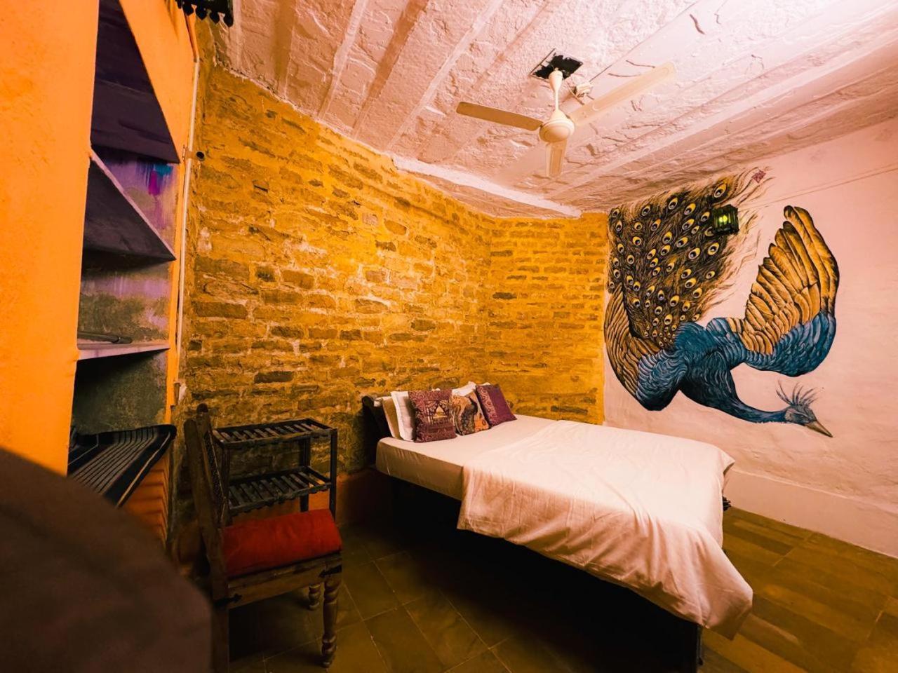 Saffron Guest House ไจซัลเมอร์ ภายนอก รูปภาพ